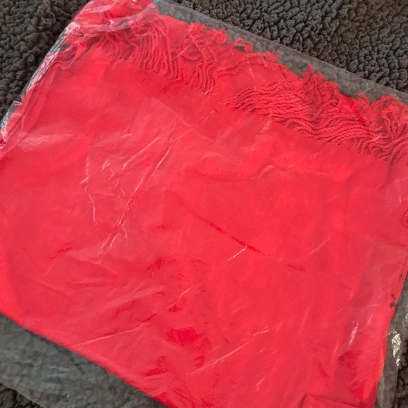 Unopened Red Satin/Rayon Scarf - Picture 1 of 1